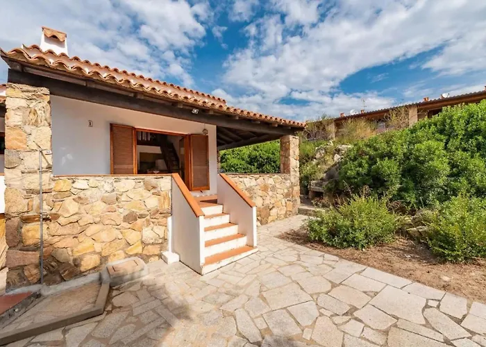 Relaxing With Outdoor Dining Olbia