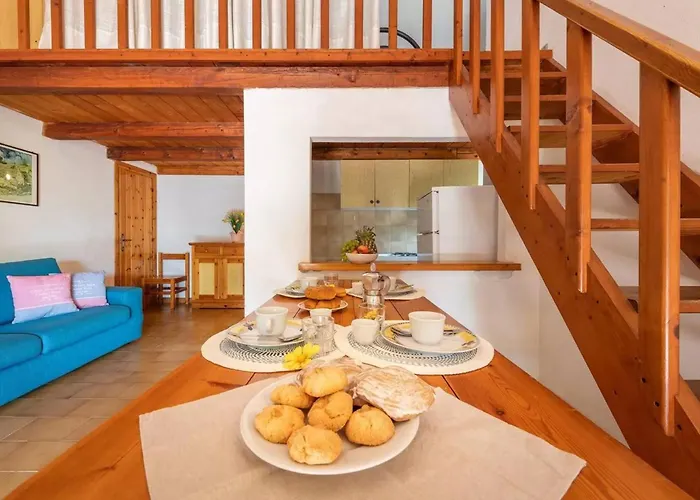 Relaxing With Outdoor Dining Lägenhet *