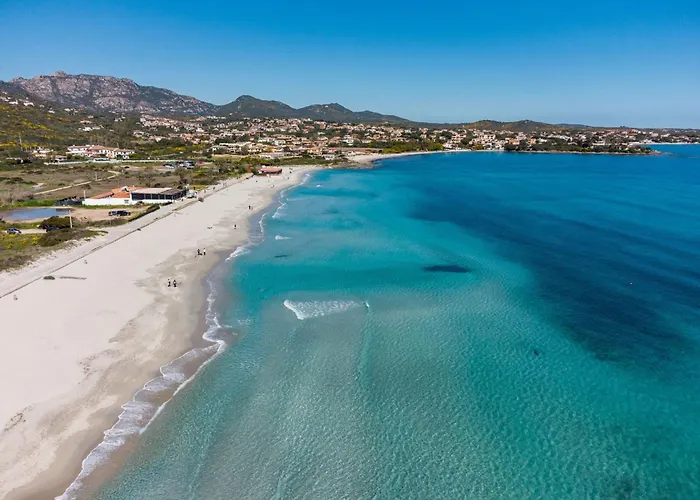 Relaxing With Outdoor Dining Lägenhet Olbia